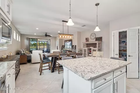 Kitchen - 28 Rock Spring Loop, Saint Augustine, FL 32095 photo 8 of 12