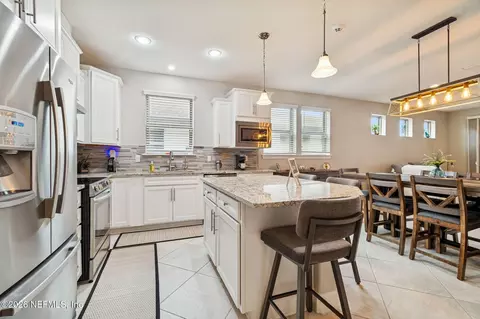 Kitchen - 28 Rock Spring Loop, Saint Augustine, FL 32095 photo 1 of 12