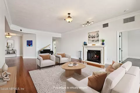 2358 Riverside Ave #405, Jacksonville, FL 32204