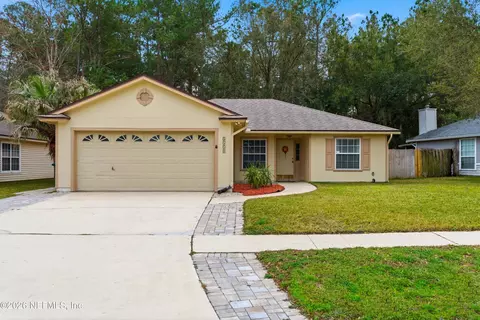 5572 Blue Pacific Dr, Jacksonville, FL 32257