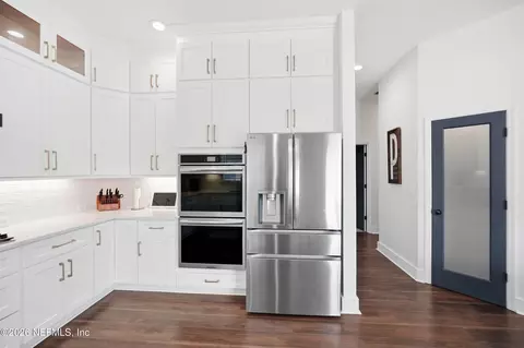 Kitchen - 1155 Eagle Point Dr, Saint Augustine, FL 32092 photo 4 of 4