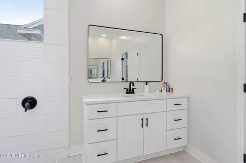 Bath - 1155 Eagle Point Dr, Saint Augustine, FL 32092 photo 2 of 7