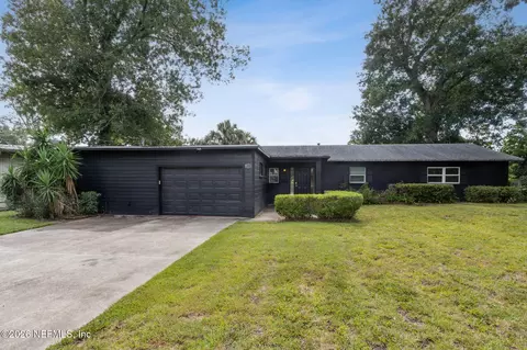 704 Seabrook Cove Rd, Jacksonville, FL 32211
