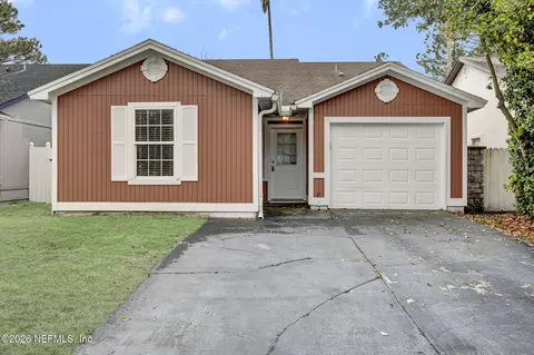 11764 Wattle Tree Rd N, Jacksonville, FL 32246