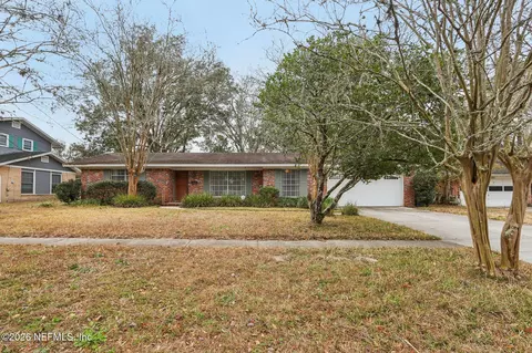 5032 Somersby Rd, Jacksonville, FL 32217