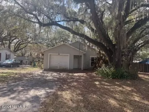415 Garrett Ridge Ct, Winter Haven, FL 33880