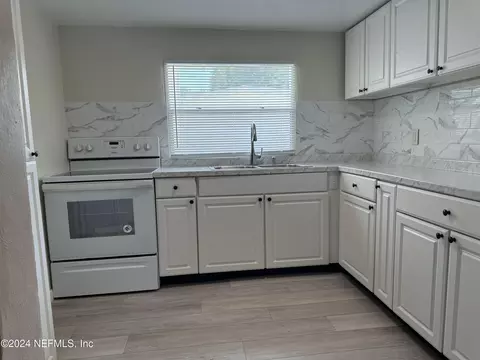 Kitchen - 3842 Ruby Dr W, Jacksonville, FL 32246 photo 1 of 2
