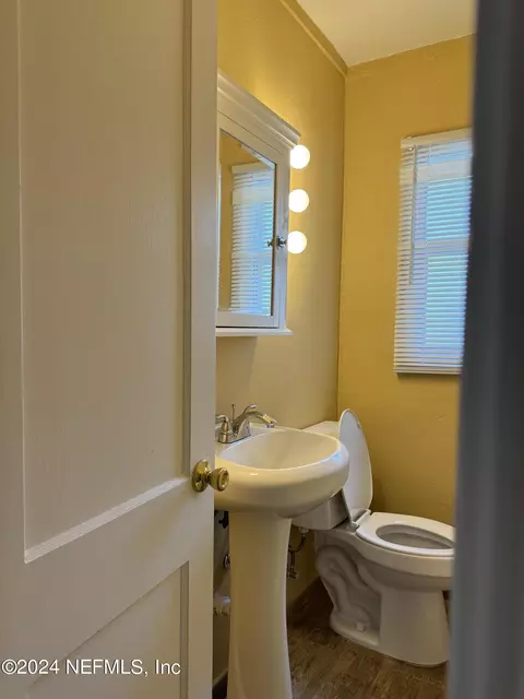 Bath - 3842 Ruby Dr W, Jacksonville, FL 32246 photo 3 of 4