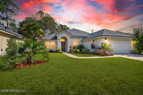 14687 Silver Glen Dr E, Jacksonville, FL 32258