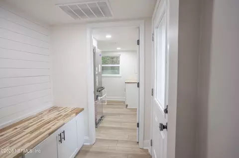 Entry Way - 44259 Artesian Blvd, Callahan, FL 32011 photo 1 of 2