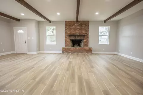 Living - 44259 Artesian Blvd, Callahan, FL 32011 photo 4 of 9