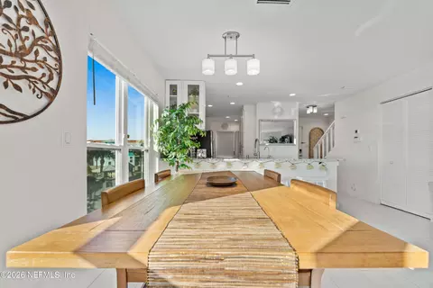 Dining - 2 10th St #6, Saint Augustine Beach, FL 32080 photo 2 of 4
