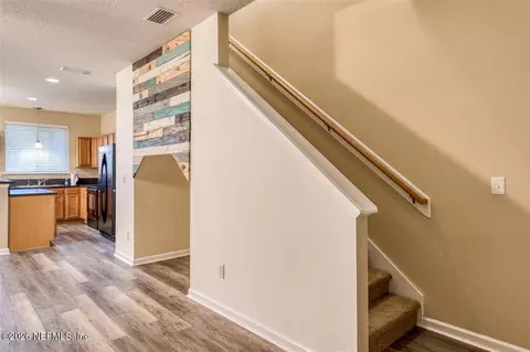 Entry Way - 208 E Pisa Pl, Saint Augustine, FL 32084 photo 2 of 3