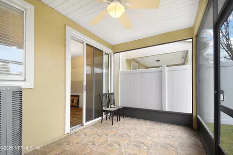 Exterior - 208 E Pisa Pl, Saint Augustine, FL 32084 photo 2 of 4