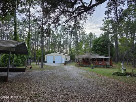 110 Hill Top Loop, Hawthorne, FL 32640