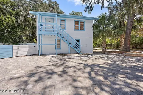Exterior - 6 E San Carlos Ave, Saint Augustine, FL 32084 photo 7 of 8