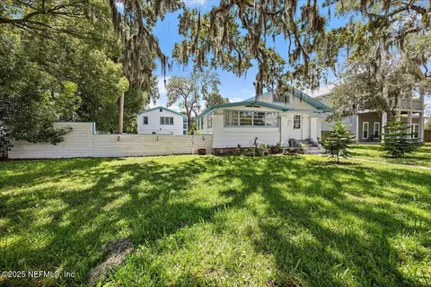 Exterior - 6 E San Carlos Ave, Saint Augustine, FL 32084 photo 5 of 8