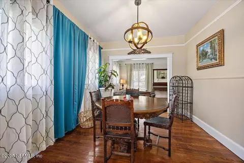 Dining - 6 E San Carlos Ave, Saint Augustine, FL 32084 photo 2 of 2