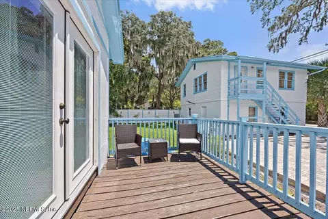 Exterior - 6 E San Carlos Ave, Saint Augustine, FL 32084 photo 2 of 8