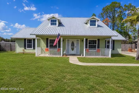 6110 W 4th Mnr, Palatka, FL 32177