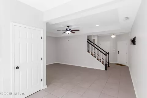 Living - 99 Paradas Pl, Saint Augustine, FL 32092 photo 2 of 4