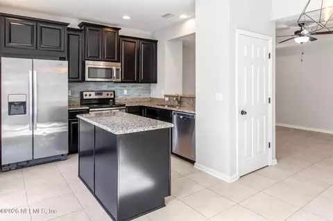 Kitchen - 99 Paradas Pl, Saint Augustine, FL 32092 photo 2 of 2