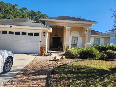 13951 Summer Breeze Dr, Jacksonville, FL 32218