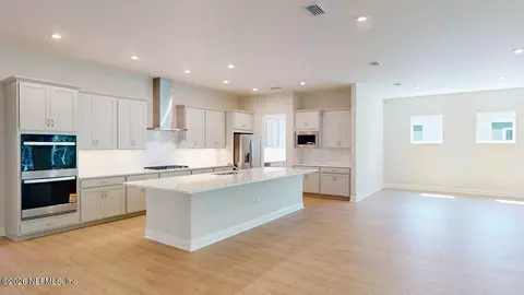 348 Sir Barton Dr, Saint Johns, FL 32259 photo 3