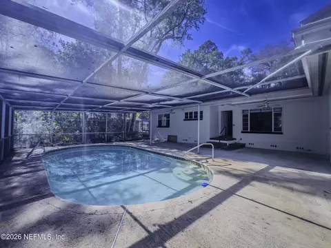 2085 Mills Rd, Jacksonville, FL 32216