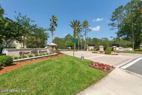 1725 River Hills Dr, Fleming Island, FL 32003