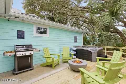Exterior - 402 3rd St, Saint Augustine, FL 32084 photo 6 of 6