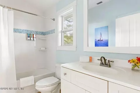 Bath - 402 3rd St, Saint Augustine, FL 32084 photo 2 of 3