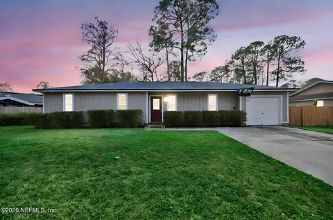 5168 Horse Track Dr N, Jacksonville, FL 32257