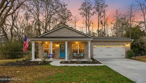 702 N 7th St, Macclenny, FL 32063