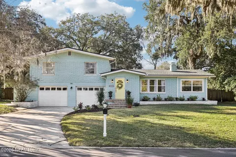 1911 Tanglewood Rd, Jacksonville Beach, FL 32250
