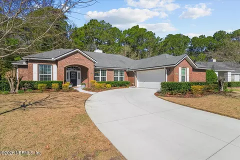 832 Buckeye Ln W, Saint Johns, FL 32259