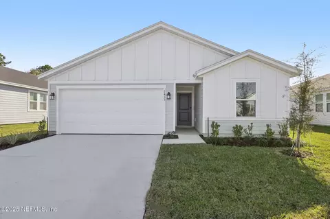 7433 Everett Forest Dr, Jacksonville, FL 32219