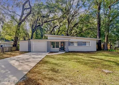 5466 Keystone Dr S, Jacksonville, FL 32207