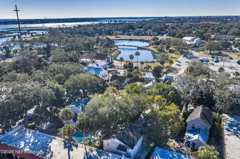 View/Area - 16 Myrtle Ave, Saint Augustine, FL 32084 photo 2 of 3