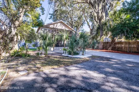 Exterior - 16 Myrtle Ave, Saint Augustine, FL 32084 photo 13 of 14