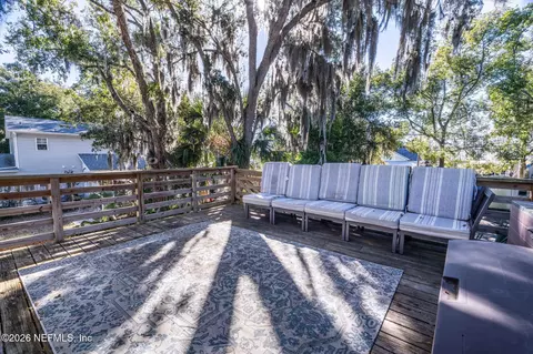 Exterior - 16 Myrtle Ave, Saint Augustine, FL 32084 photo 6 of 14
