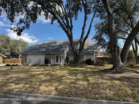 287 Gleneagles Dr, Orange Park, FL 32073