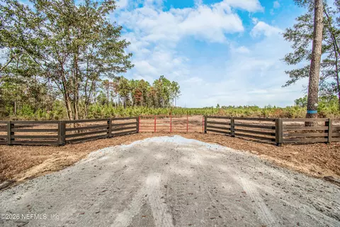 13837 C R 124, Sanderson, FL 32087