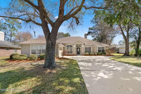 2262 Eagle Harbor Pkwy, Fleming Island, FL 32003