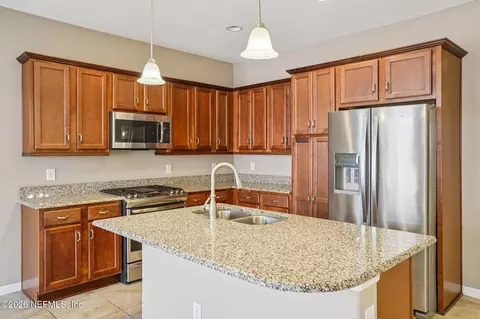 Kitchen - 5255 NW 33rd Pl, Ocala, FL 34482 photo 2 of 4