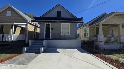 1127 Spearing St, Jacksonville, FL 32206