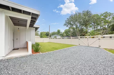 Exterior - 263 Yarbrough Cir, Saint Augustine, FL 32095 photo 2 of 10