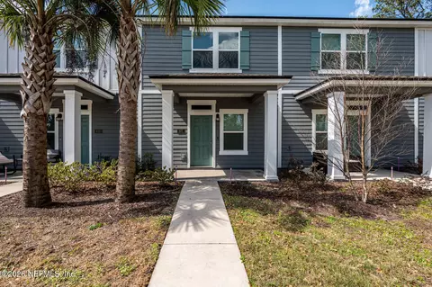 827 Rivertree Pl, Middleburg, FL 32068