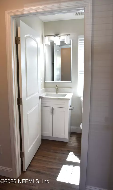 1118 E 3rd St, Jacksonville, FL 32206 photo 9