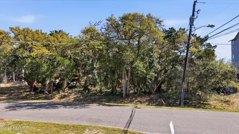 133 Oak Ave, Vilano Beach, FL 32084